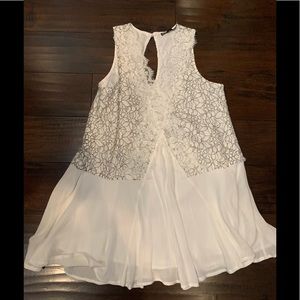 INA white with black top